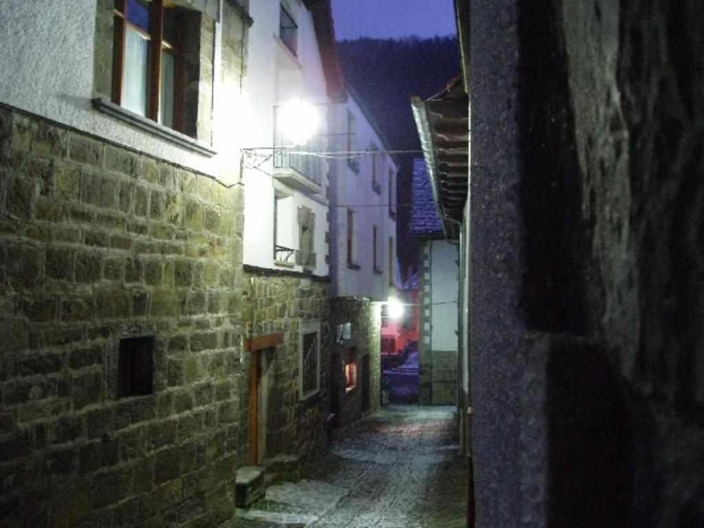 Casa Rural Mantxoalorra Ochagavía Exterior foto